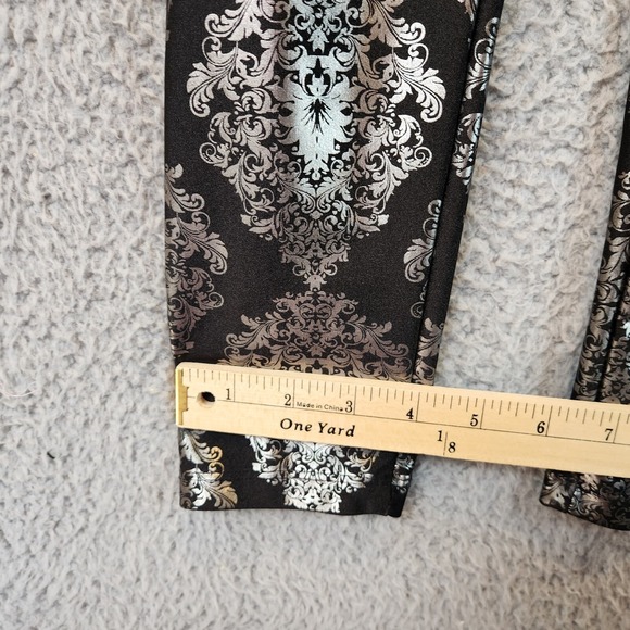 Material Girl Leggings Womens M Black & Silver Stretch Floral High-Rise Pull On - Picture 5 of 8
